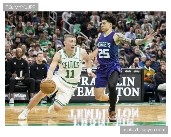 凯尔特人六人得分上双展现深度 普里查德18+7+6替补席贡献突出